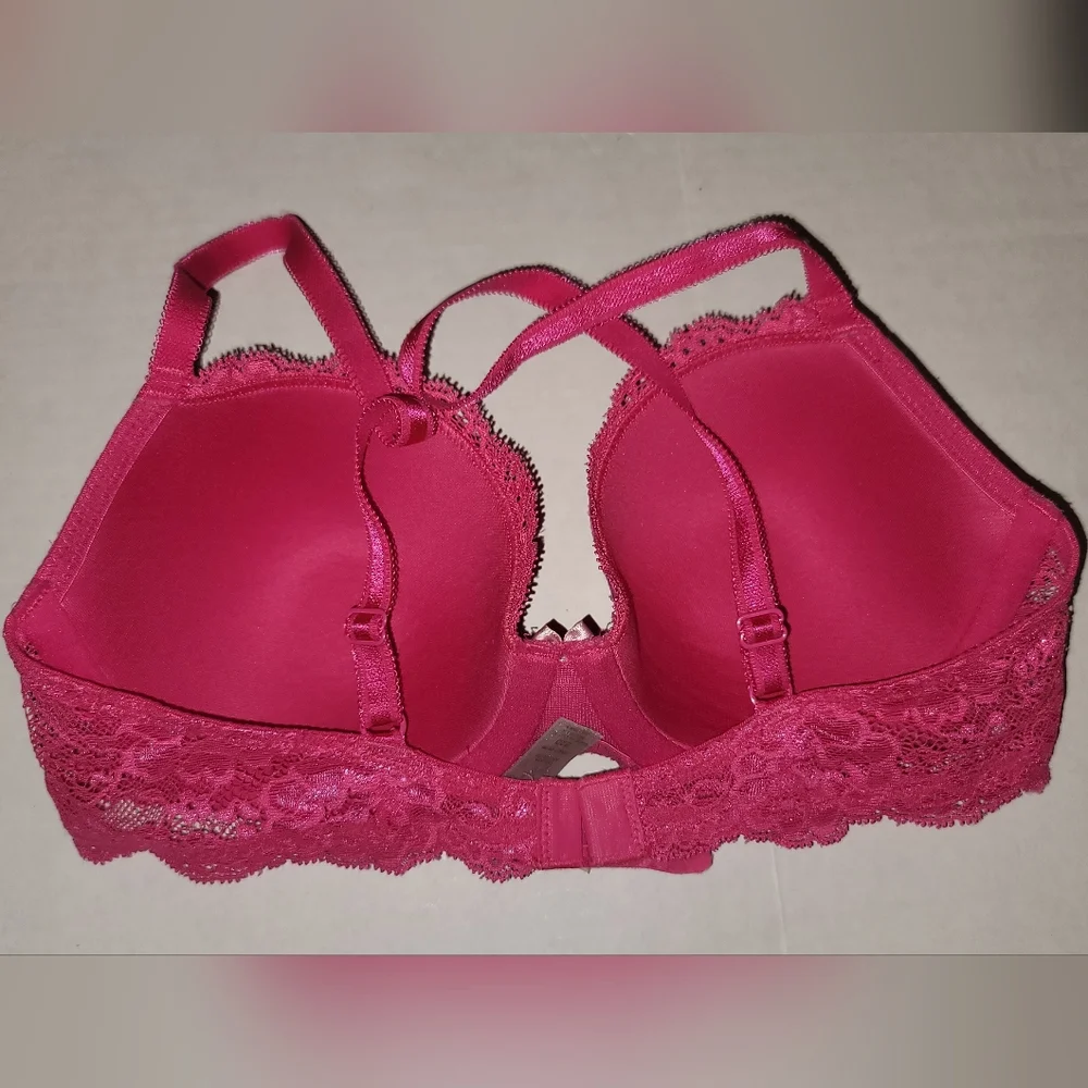 Victorias secret hot pink 32D Bra padded underwire VS Lace Bow